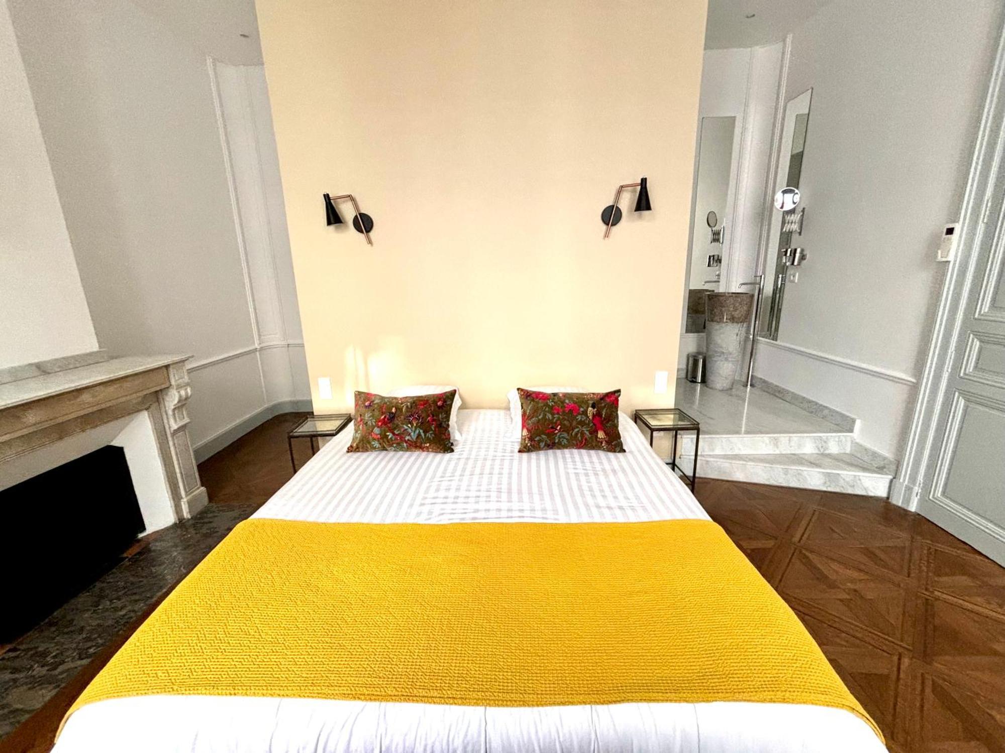 B&B Les Chambres D'Aime Carcassonne Exterior photo