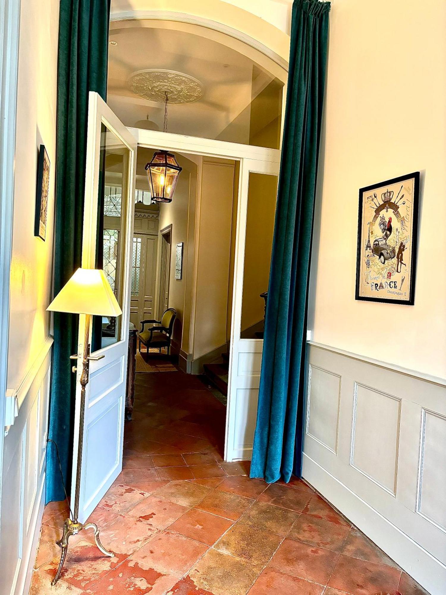 B&B Les Chambres D'Aime Carcassonne Exterior photo